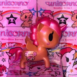 tokidoki Dolce Unicorno from Unicorno Metallico Series 1